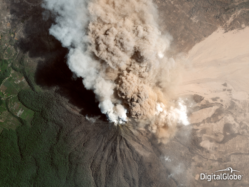Illustration for article titled 2014 As Told By Photos from the World's Highest Resolution SatellitesÂ